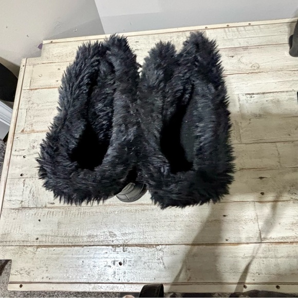 ❤️Rugged Outback All Season Faux Fur Trim Boots-Sz 8 - Picture 7 of 8